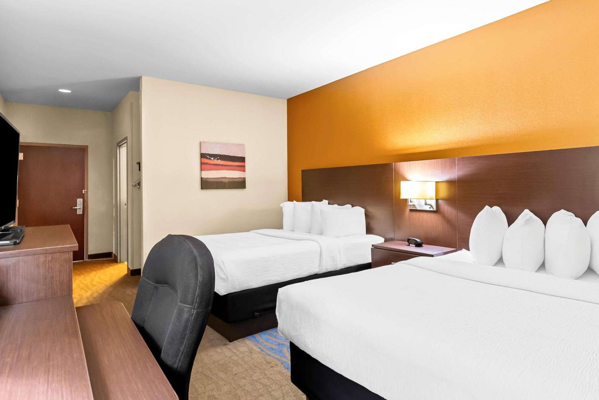 Best Western St. Louis Airport North Hotel & Suites Hazelwood Exteriör bild