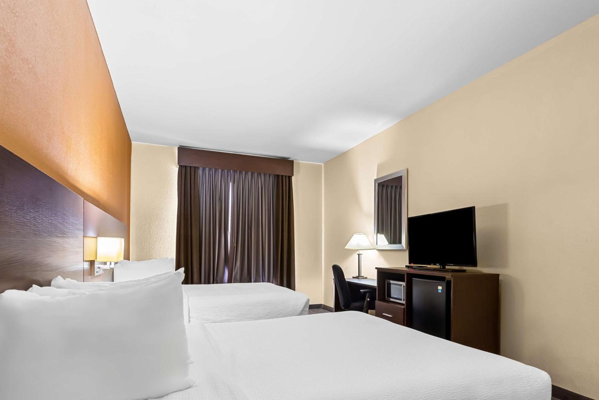 Best Western St. Louis Airport North Hotel & Suites Hazelwood Exteriör bild
