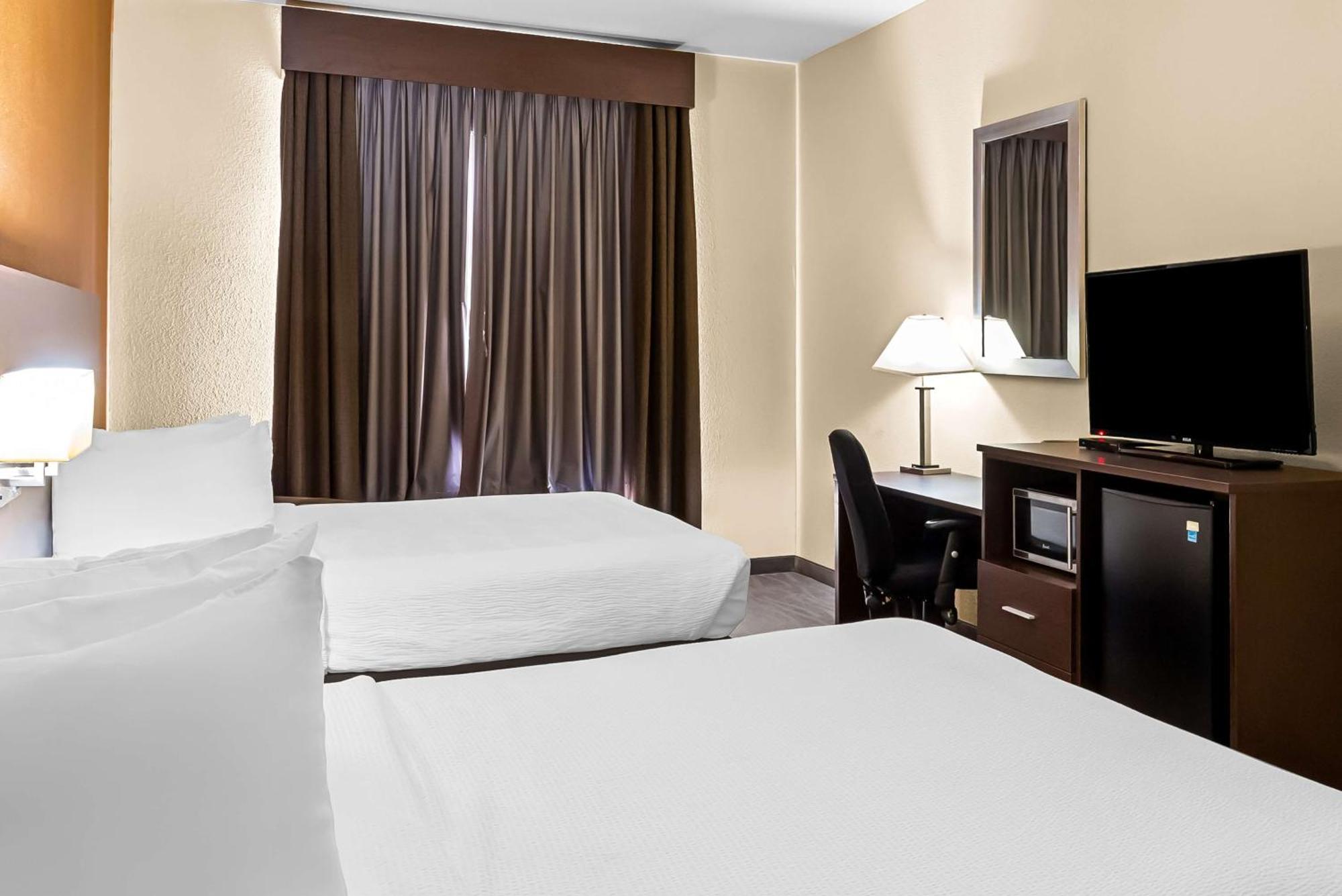 Best Western St. Louis Airport North Hotel & Suites Hazelwood Exteriör bild